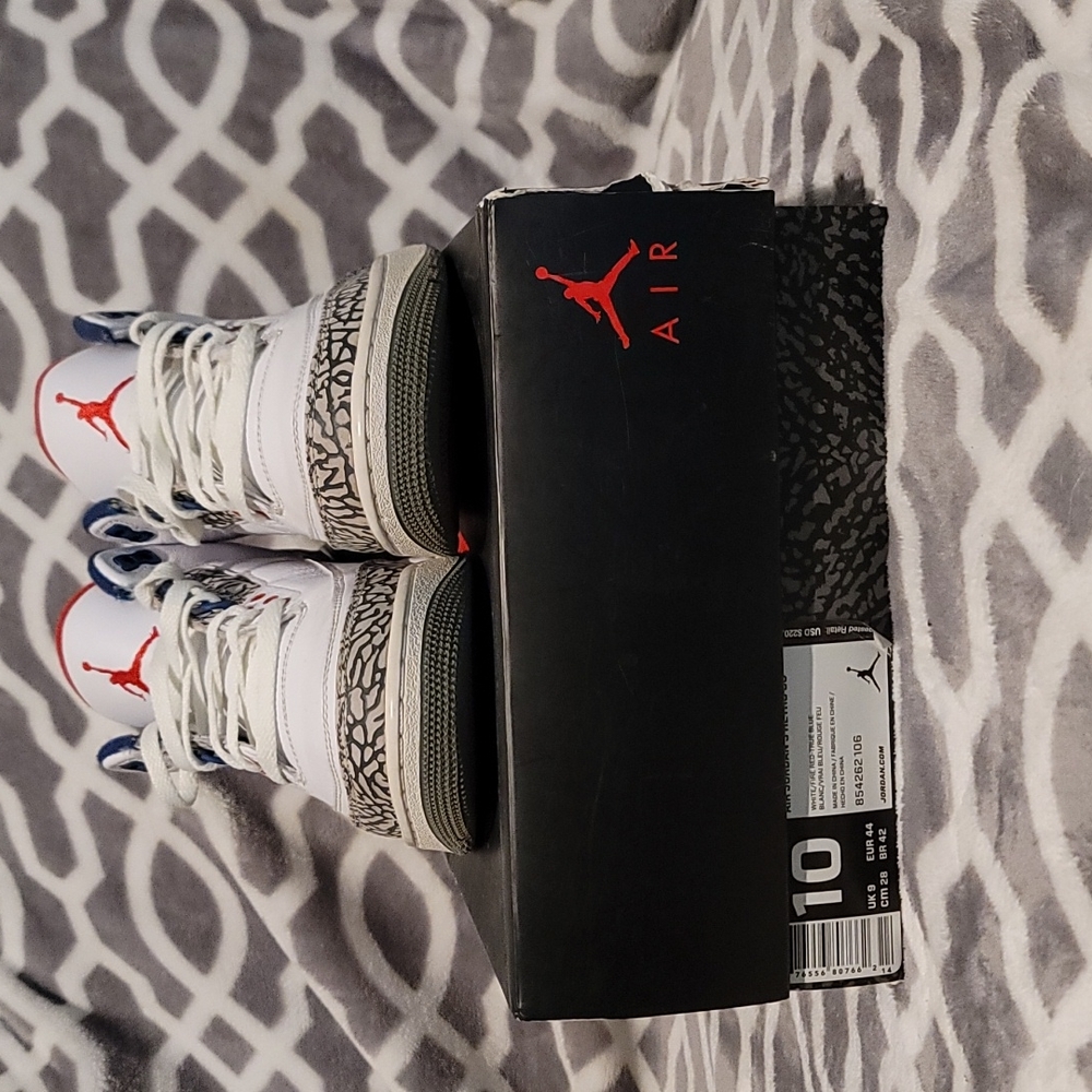 Nike Air Jordan 3 Retro "True Blue"